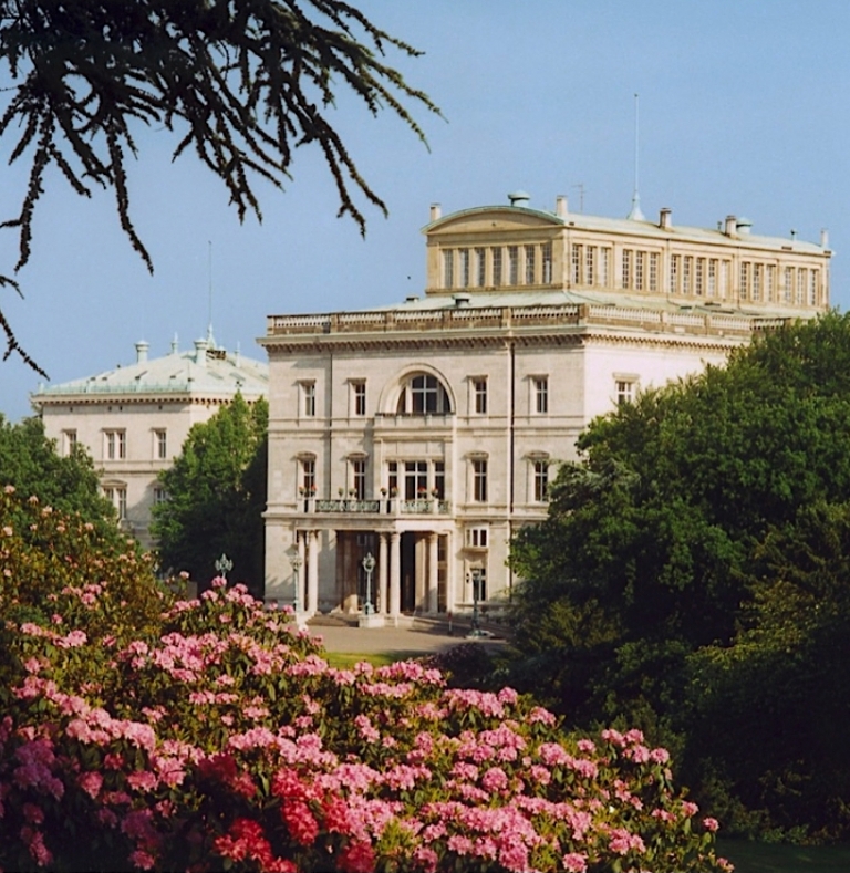 Villa Hügel Visit the City